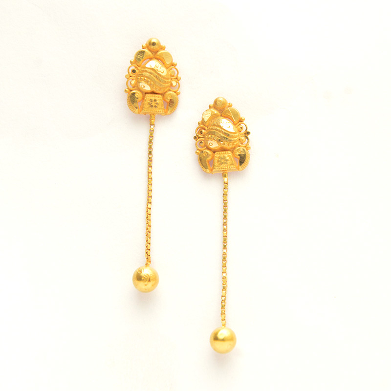 Flipkart.com - Buy Matrashakti SUI DHAGA MAROON LEAF PATTERN GOLD PLATED STUD  EARRING FOR GIRLS AND WOMEN Alloy Stud Earring Online at Best Prices in  India