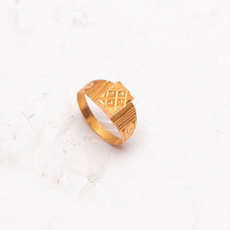 An Engagement Gold Men's Ring
