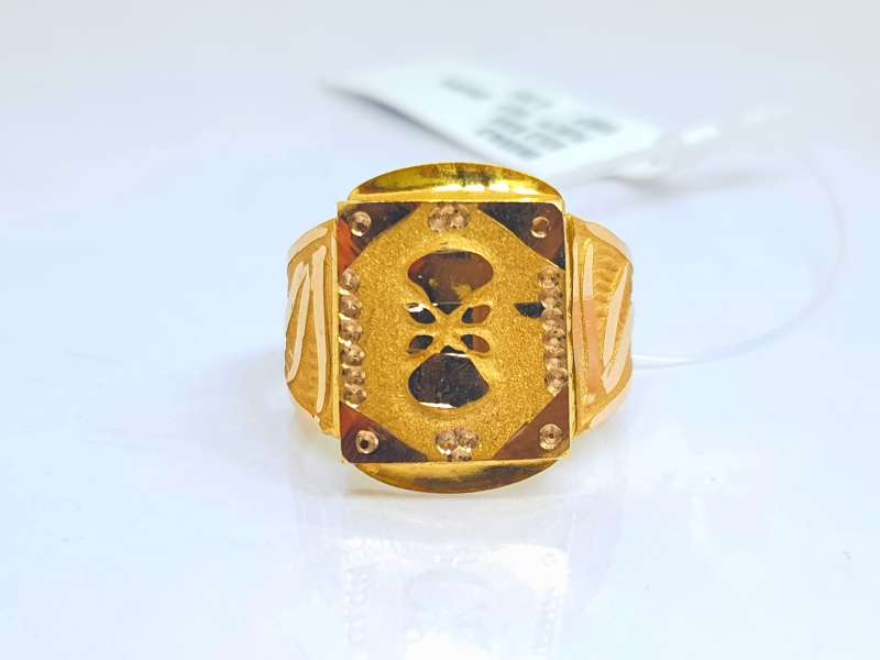 Exquisite Box Gold Ring | SEHGAL GOLD ORNAMENTS PVT. LTD.
