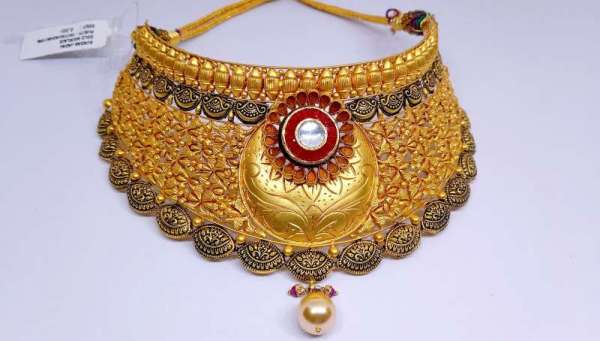 Antique Yellow Gold Choker Necklace Set
