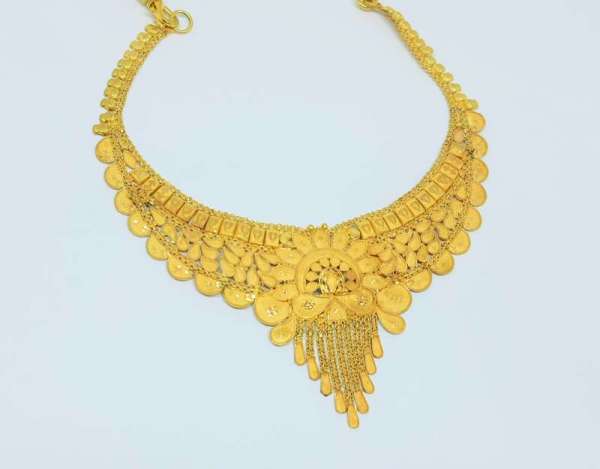 The Bridal Gold Necklace