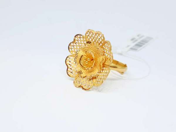 Fancy Floral Party Wear Yellow Gold 22kt Rings