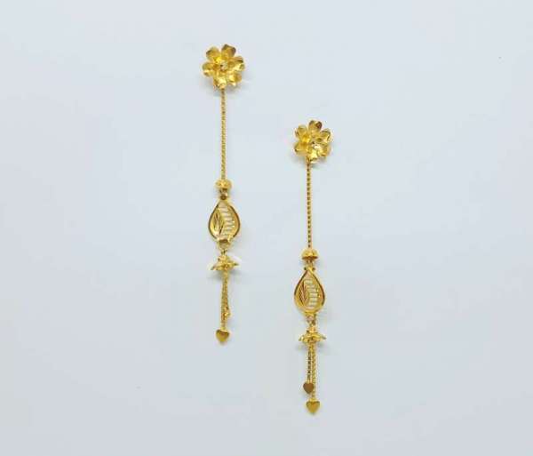 Latest Fashion Special Days Yellow Gold Earring 18kt