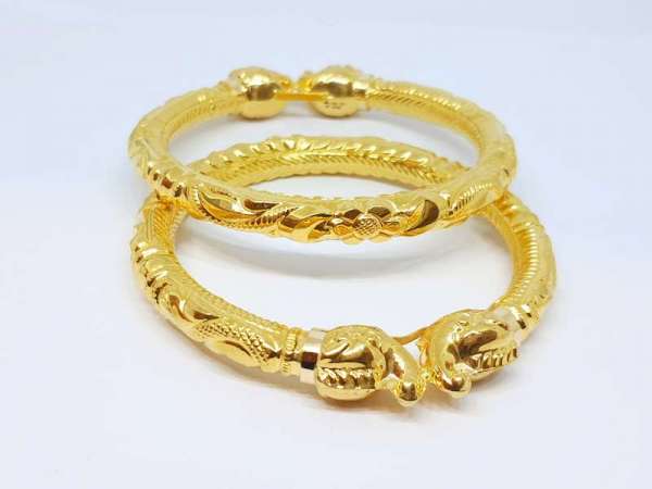 Latest Designs of Gold Bangles For Womens
