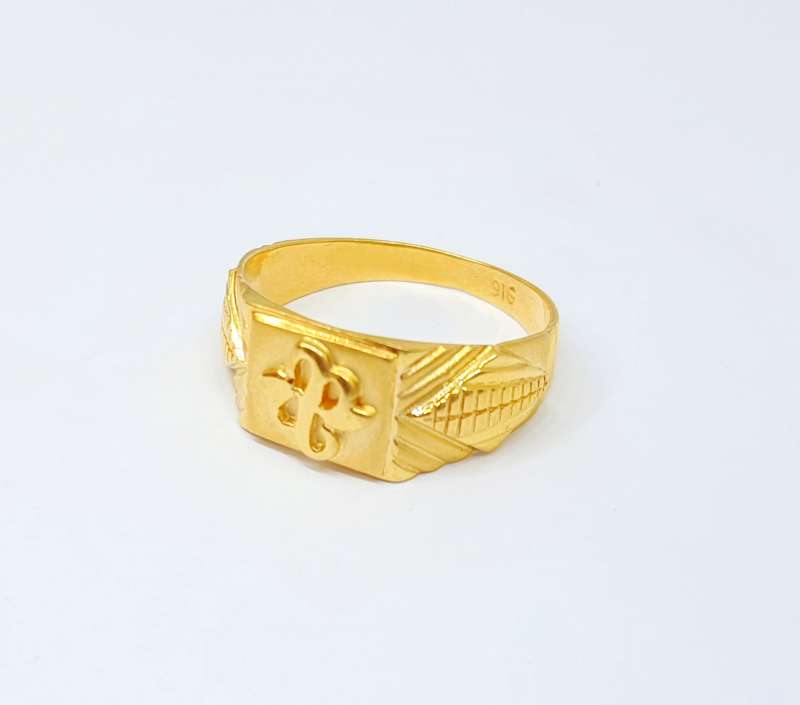 Diamond Gents Ring Design at Rs 70000 | Men Diamond Ring in Mumbai | ID:  7635549112