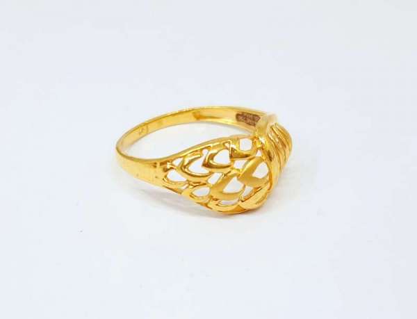 18kt Gold Leaf Design For Womens
