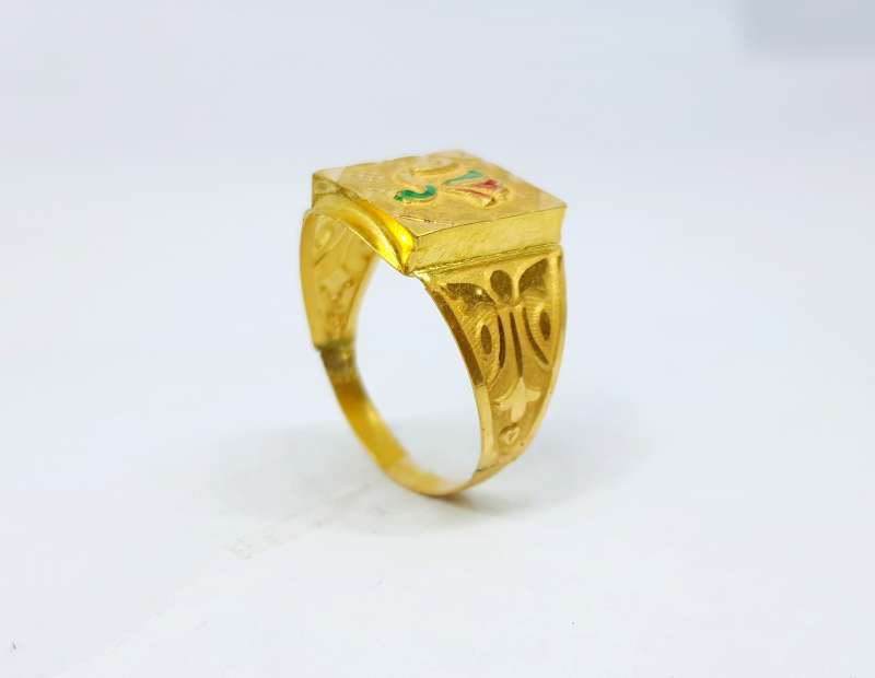 Men Modern Design And Elegant Look Round Golden Stone Work Gold Ring  Gender: Men's at Best Price in Ganjam | Mahalaxmi Jewellery
