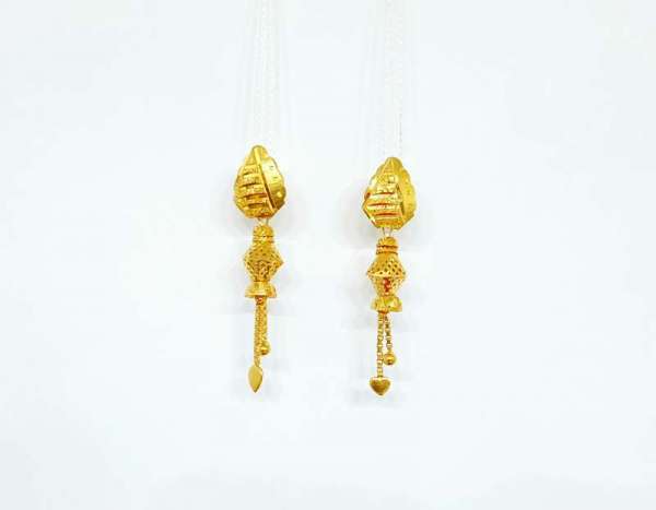 Splendid Gold Jhala Earrings