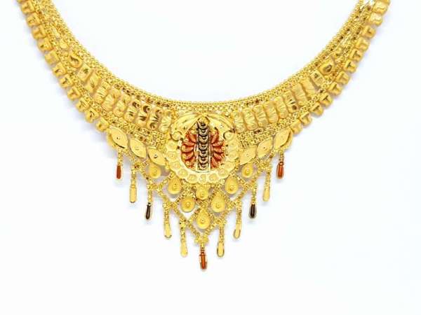 The rimjhim gold necklace set arowana matt finished