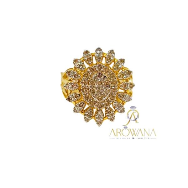 Yellow Gold Diamond-Studded Cocktail Ring For Women