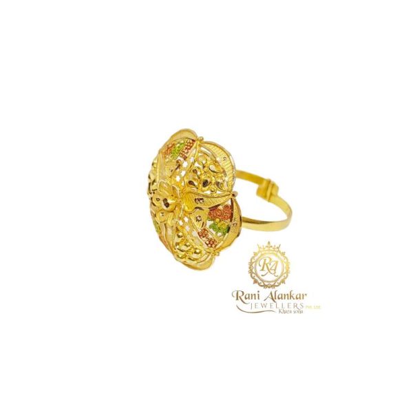 Hypnotic Gold Flower Ring