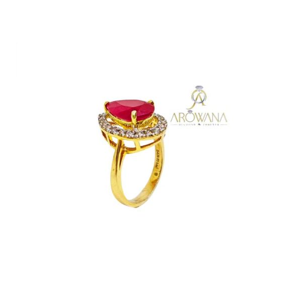 Real Diamond Ring With Rubi Stone 14kt