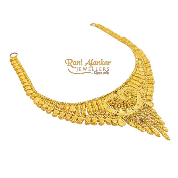 Ila Nivara Lappa Gold Necklace