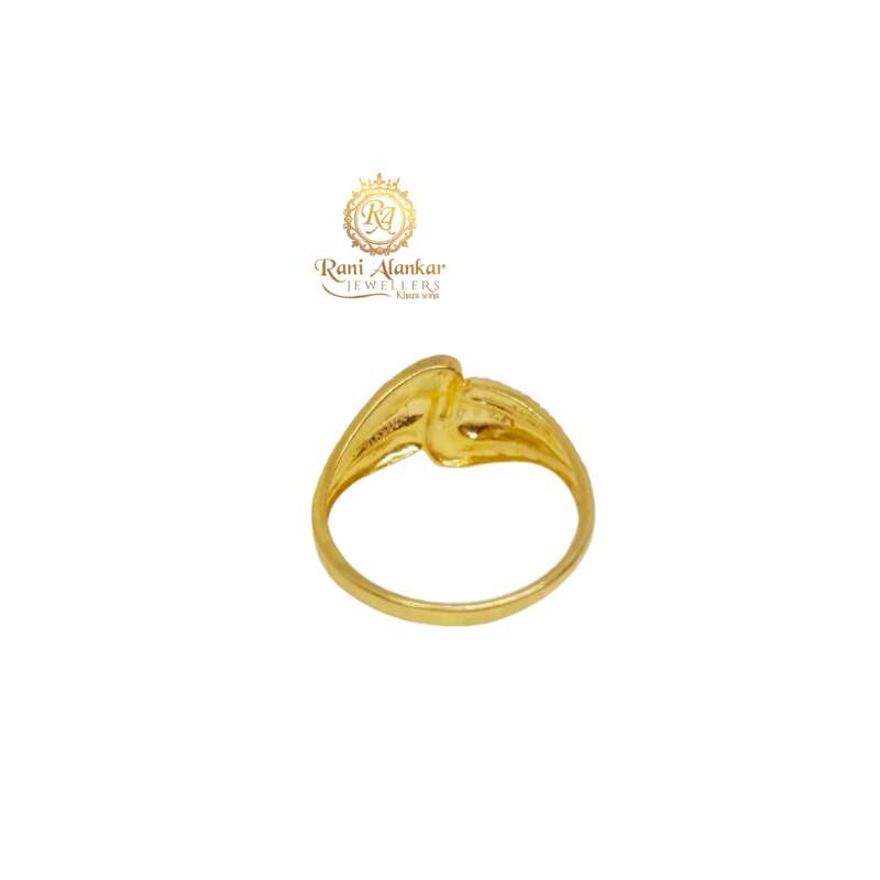 0.70cts. Solitaire Baguette Diamond Accents 18K Yellow Gold Ring JL AU