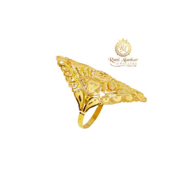 Gold Ladies Ring 22kt