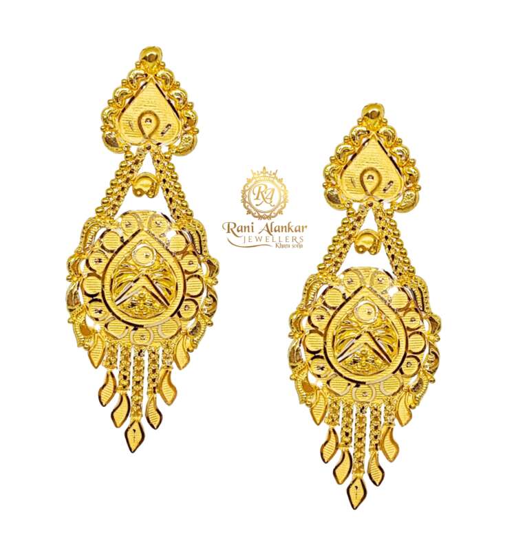 Gold Earrings | Gold earrings designs, Gold bridal earrings, Gold jewelry  outfits