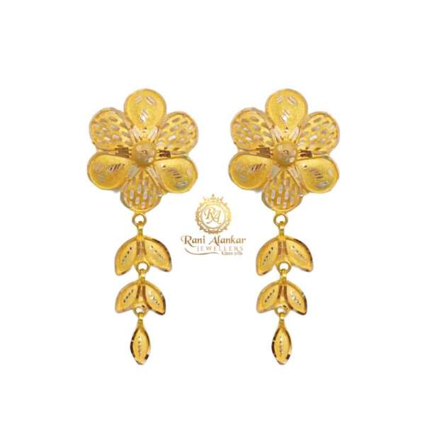 Gold Flower Design Earring 18kt