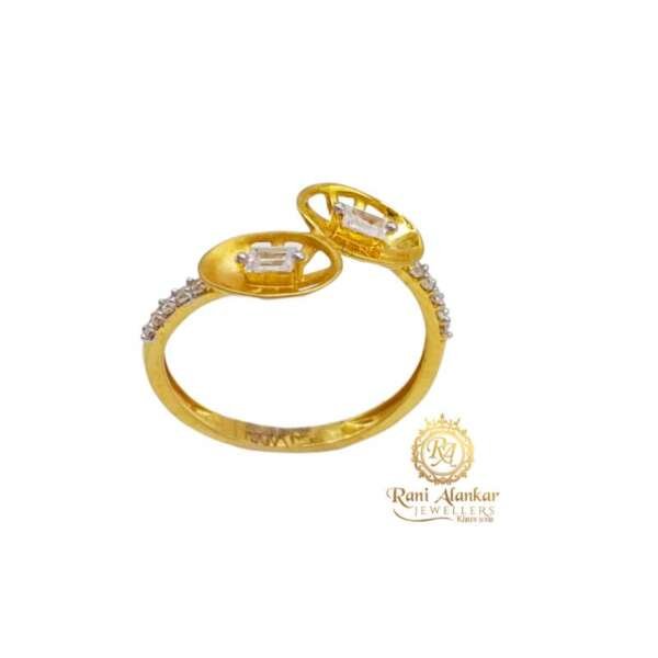 The Gold Ladies Ring